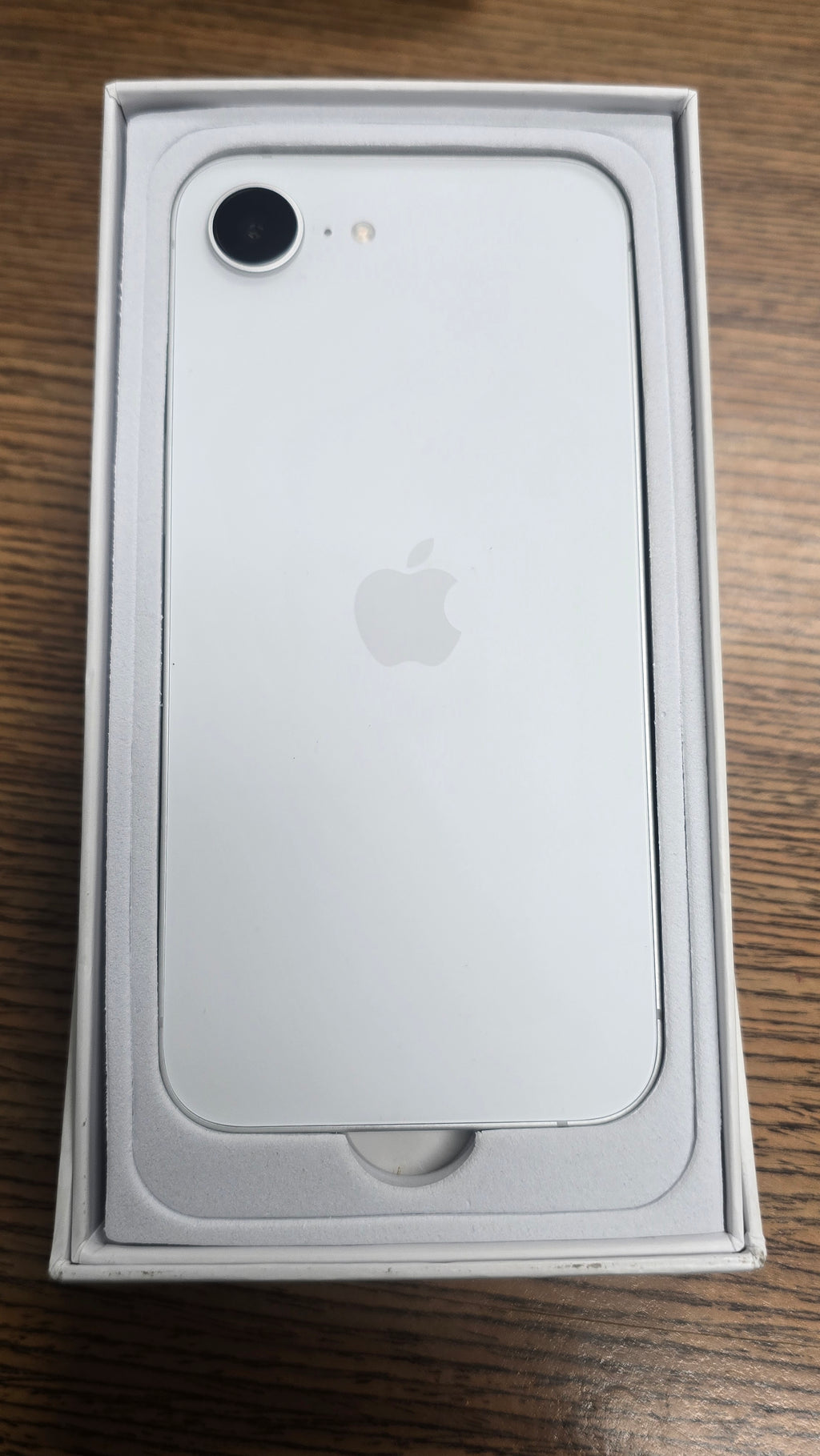 iPhone 16e 256GB - White